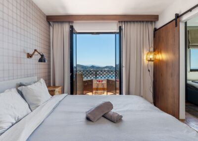 Casa-Vista-Divina_First-floor_twin-room-main-bedroom