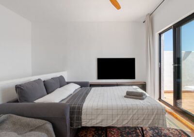 Casa-Vista-Divina_Tower-floor_bedroom